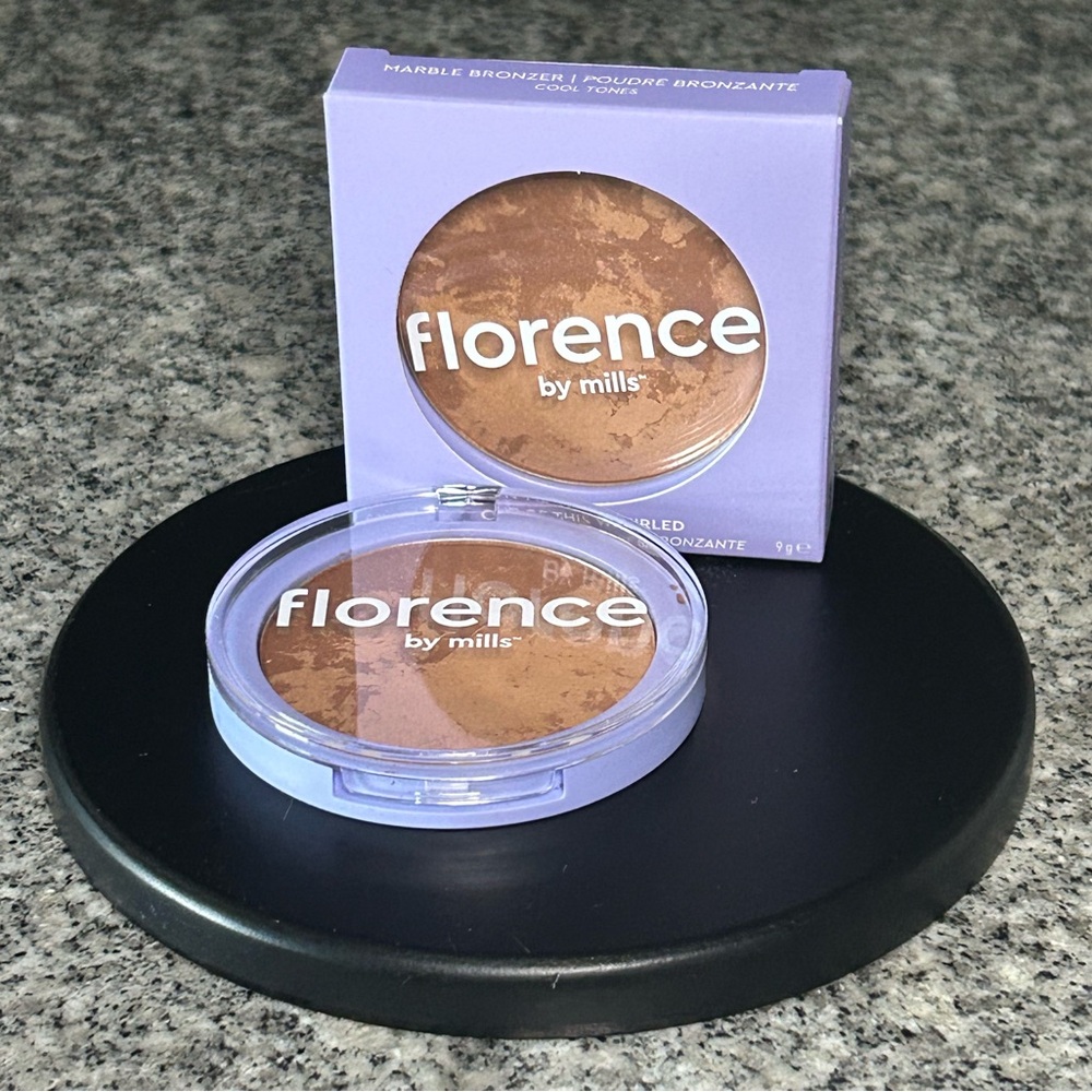 Florence by Mills Marble Bronzer - Warm Brown
